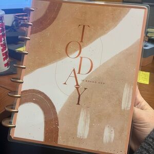 Happy Planner - Sand and Stone, undated recovery planner. 11 months.